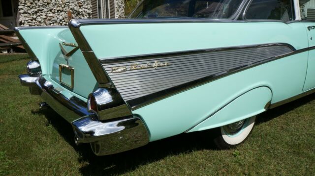 Chevrolet Bel Air/150/210 1957 image number 30