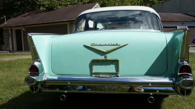 Chevrolet Bel Air/150/210 1957 image number 31