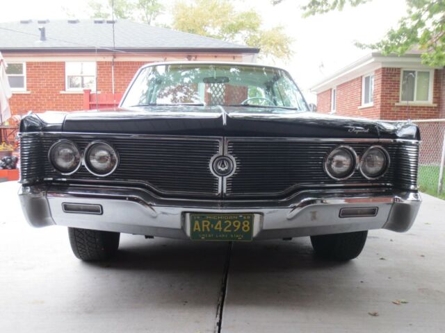 Chrysler Imperial 1968 image number 22