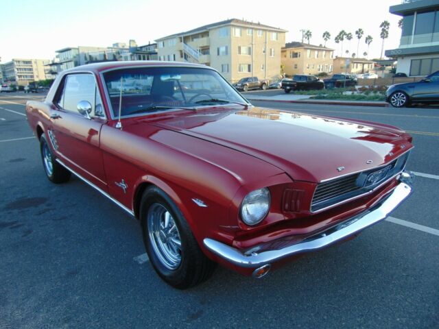 Ford Mustang 1966 image number 26