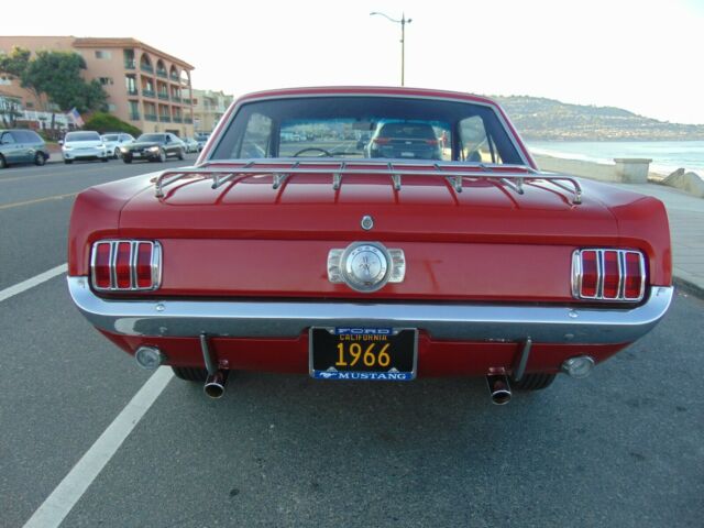 Ford Mustang 1966 image number 29