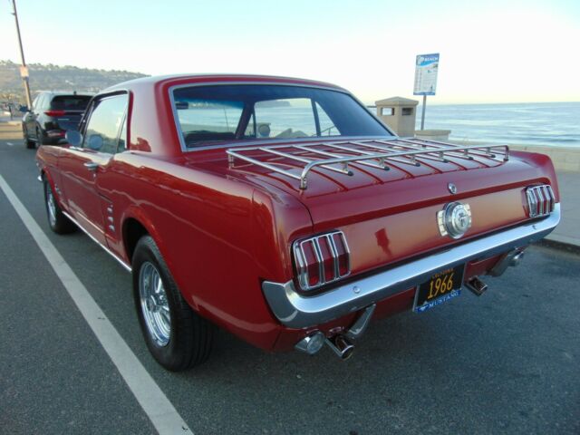 Ford Mustang 1966 image number 30