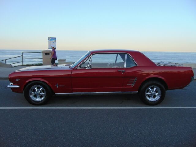 Ford Mustang 1966 image number 31