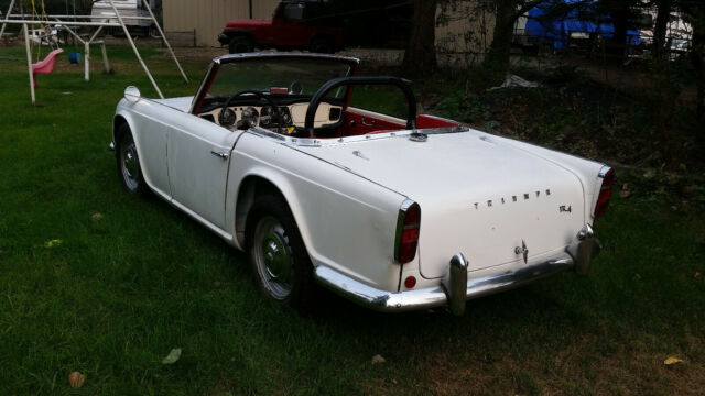 Triumph TR4 1962 image number 16