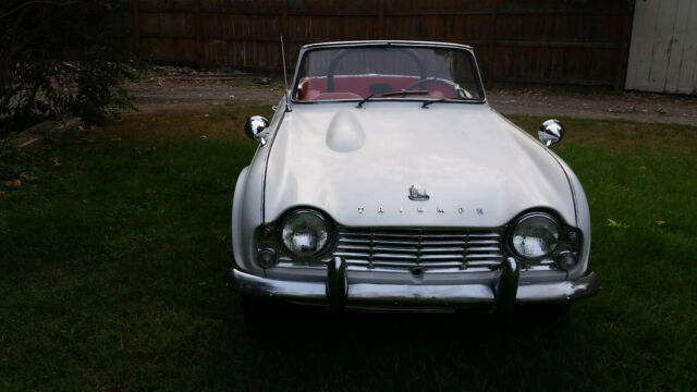 Triumph TR4 1962 image number 2