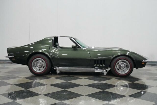 Chevrolet Corvette 1969 image number 15