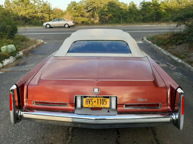 Cadillac Eldorado Convertible 1976 image number 20