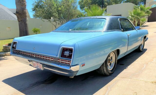 Ford Galaxie 1969 image number 29