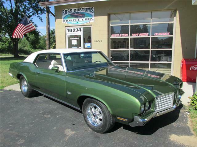 Oldsmobile Cutlass 1972 image number 24