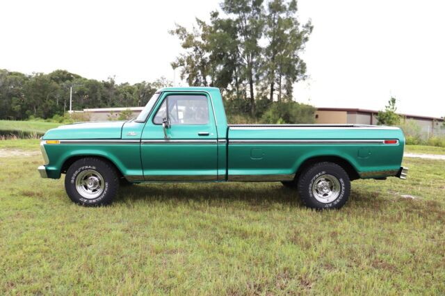 Ford F-150 1977 image number 1