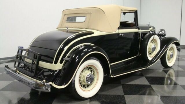 Chrysler Imperial 1933 image number 38