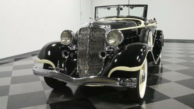 Chrysler Imperial 1933 image number 44