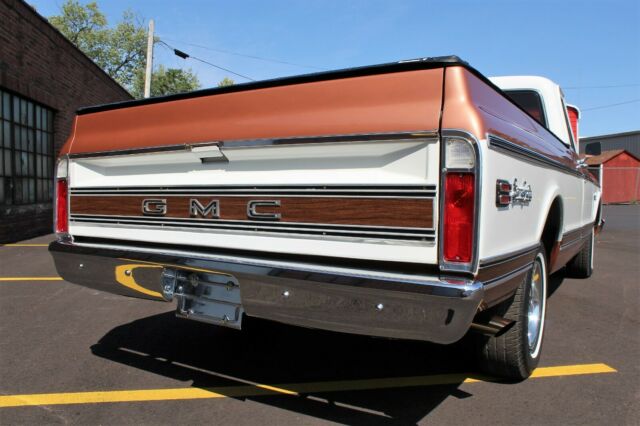 GMC Sierra 1500 1971 image number 35