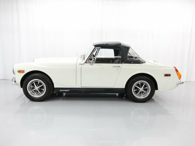 MG Midget 1972 image number 27