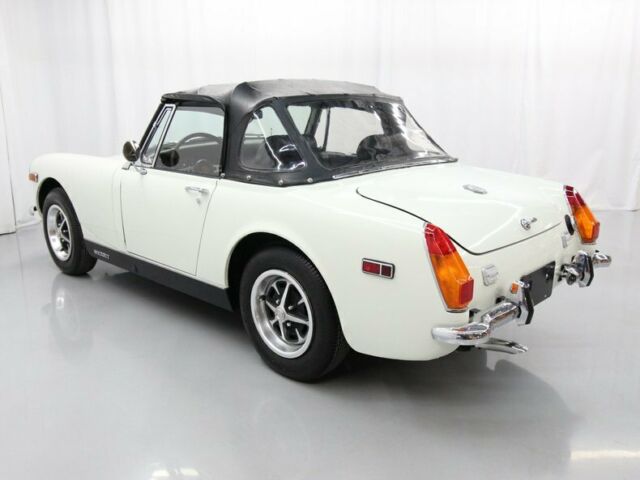 MG Midget 1972 image number 28