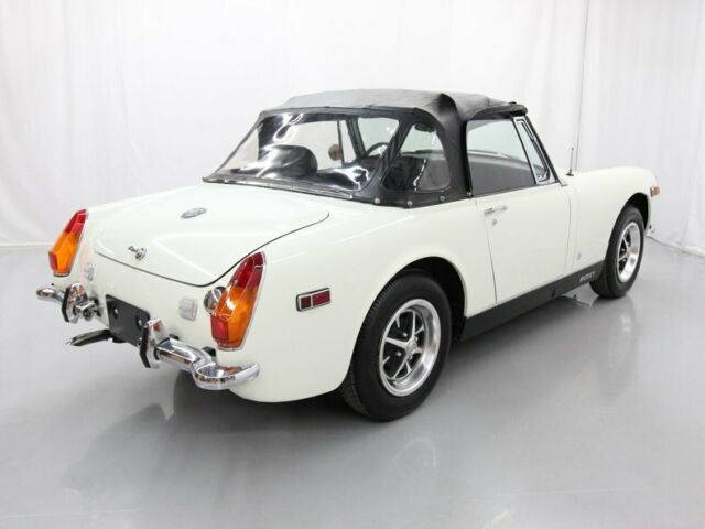 MG Midget 1972 image number 30