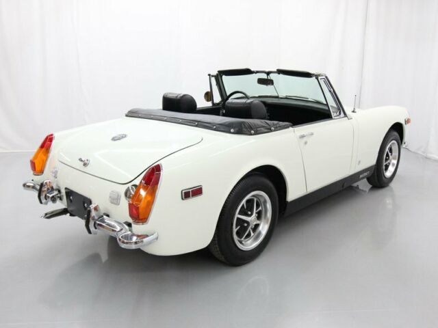 MG Midget 1972 image number 33