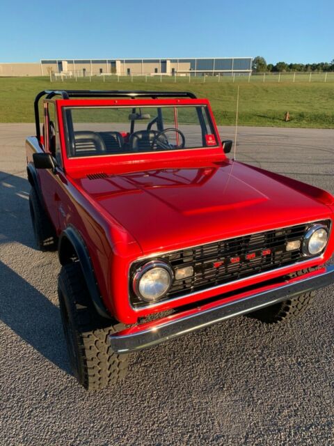 Ford Bronco 1966 image number 0