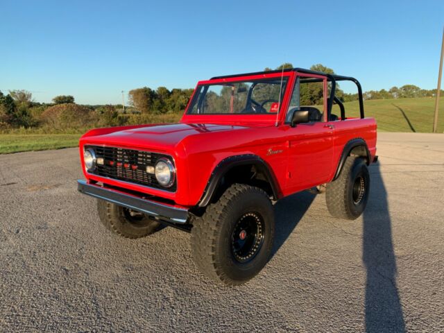 Ford Bronco 1966 image number 22