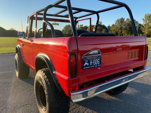 Ford Bronco 1966 image number 8