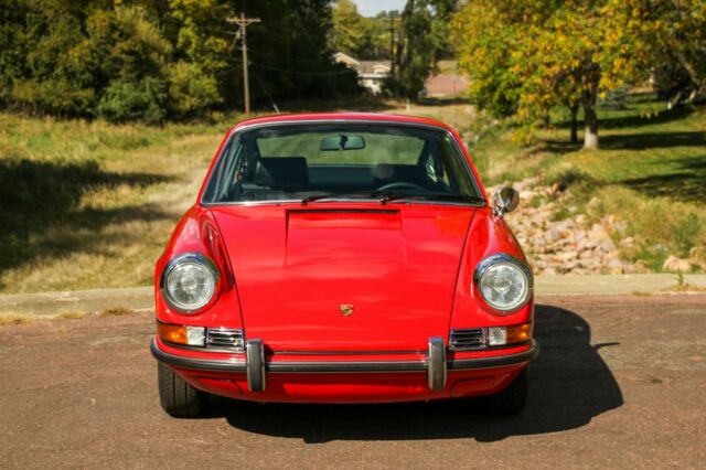 Porsche 911 1969 image number 19