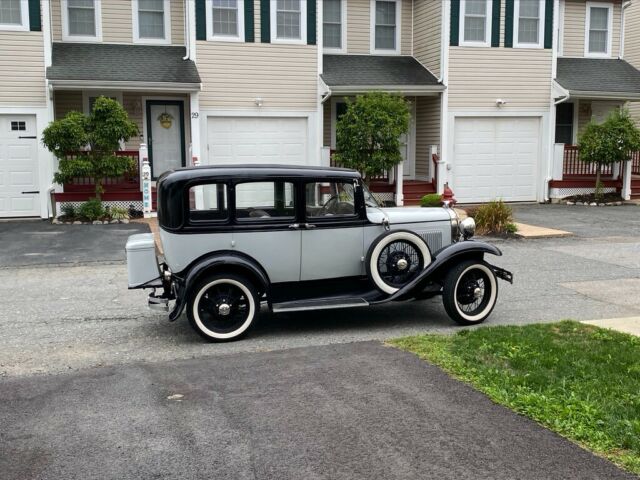 Ford Model A 1931 image number 2