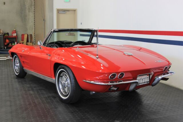 Chevrolet Corvette 1963 image number 29