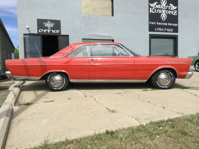 Ford Galaxie 1965 image number 20