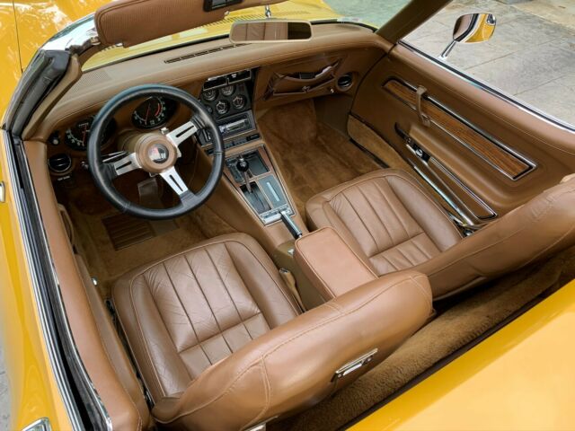 Chevrolet Corvette 1971 image number 42