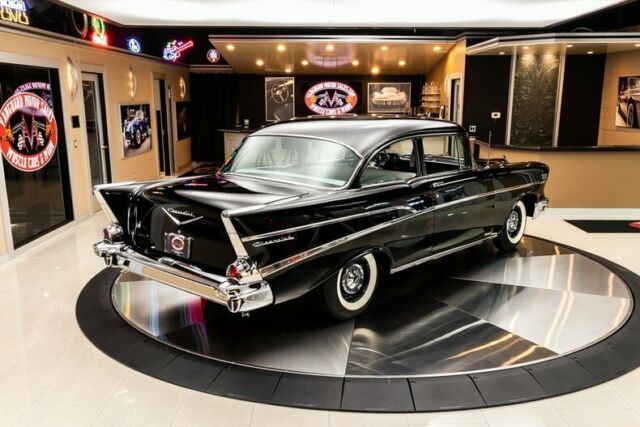 Chevrolet Bel Air/150/210 1957 image number 11