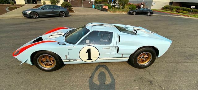 Ford GT 40 1966 image number 0