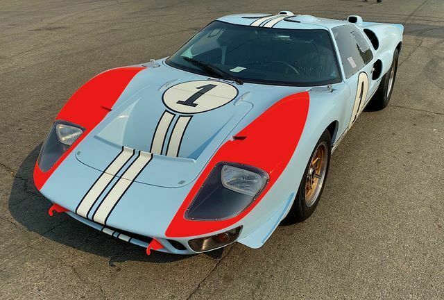 Ford GT 40 1966 image number 18