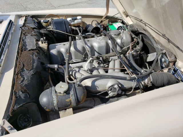 Mercedes-Benz SL-Class 1968 image number 20