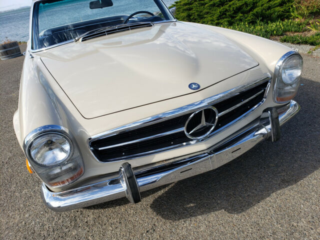 Mercedes-Benz SL-Class 1968 image number 30