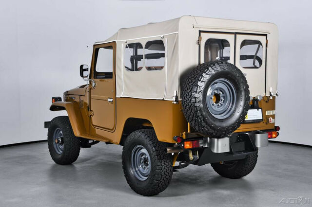 Toyota FJ40 1979 image number 1