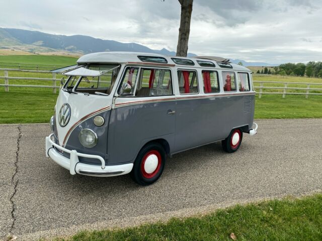 Volkswagen Bus/Vanagon 1974 image number 30