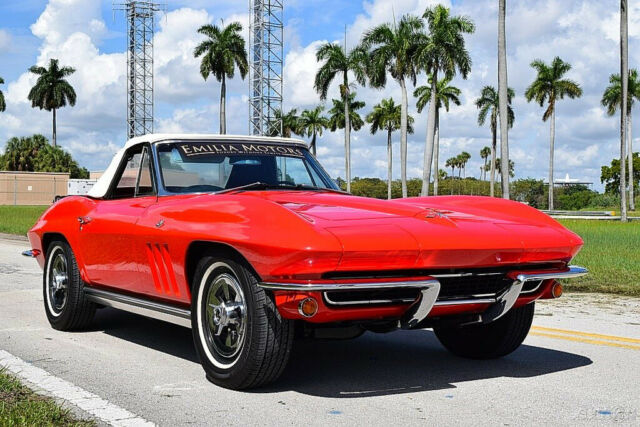 Chevrolet Corvette 1965 image number 13