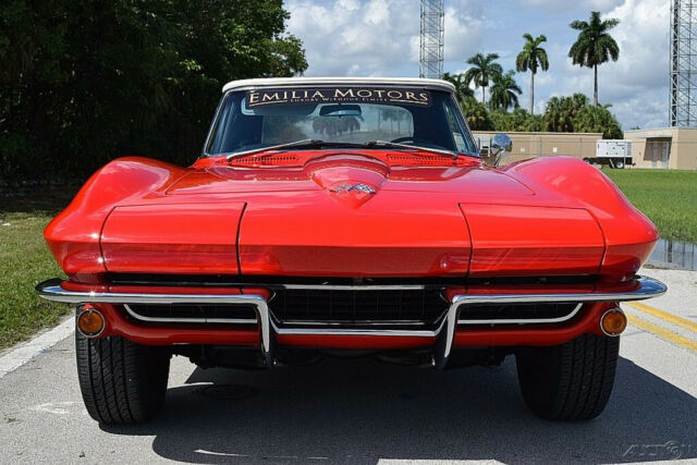 Chevrolet Corvette 1965 image number 9