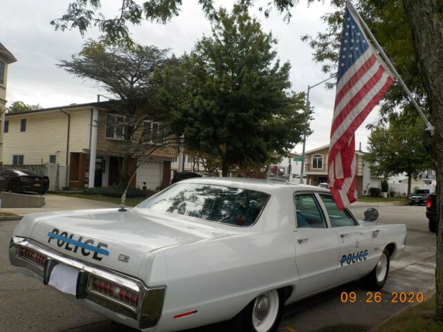 Plymouth Fury 1971 image number 29