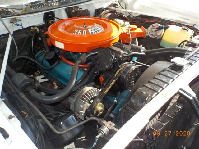 Plymouth Fury 1971 image number 41