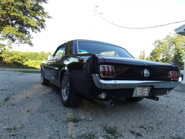 Ford Mustang 1966 image number 4