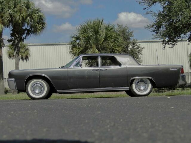 Lincoln Continental 1962 image number 29