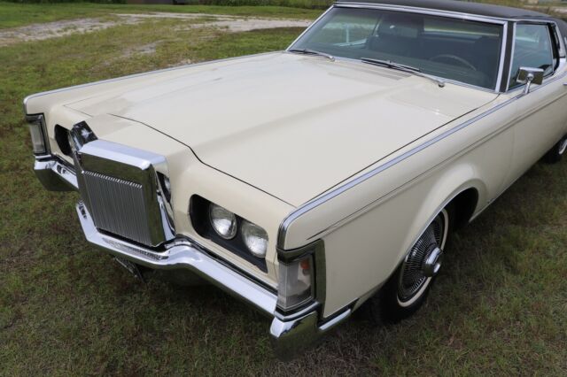 Lincoln Continental 1969 image number 6