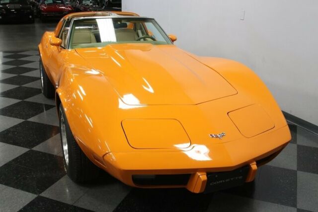 Chevrolet Corvette 1977 image number 18