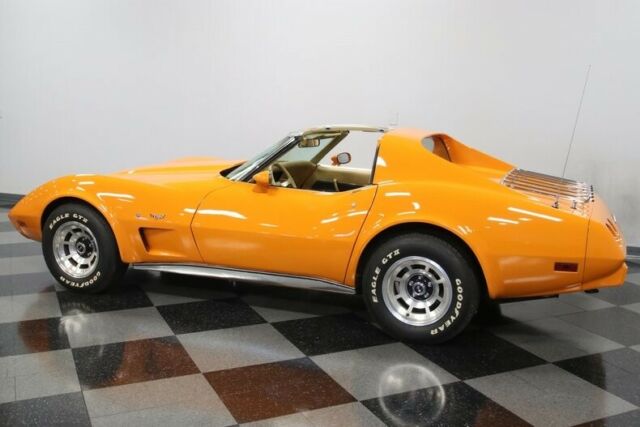 Chevrolet Corvette 1977 image number 32