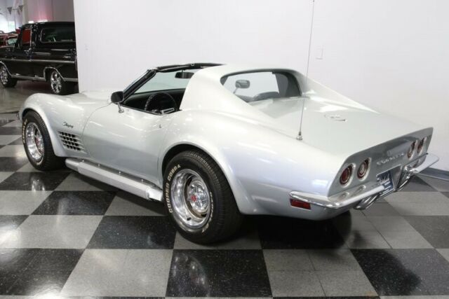 Chevrolet Corvette 1970 image number 9