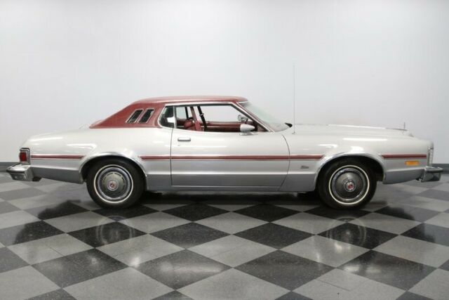 Ford Torino 1975 image number 15