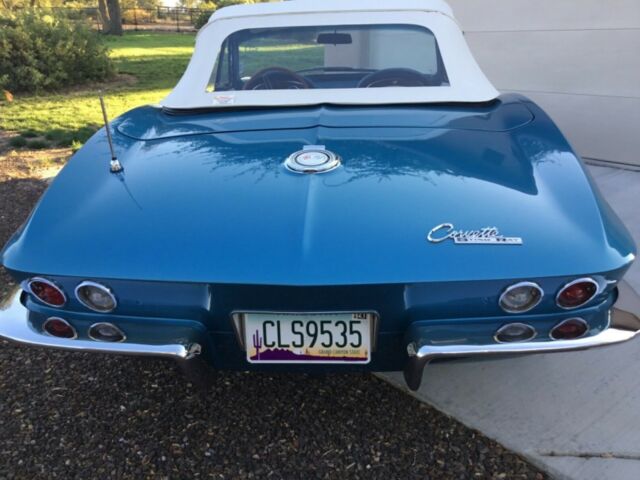 Chevrolet Corvette 1965 image number 23