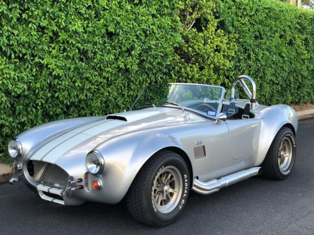 Ford Shelby Cobra 1965 image number 1