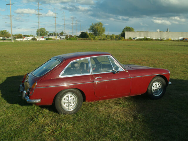 MG MGB 1970 image number 12